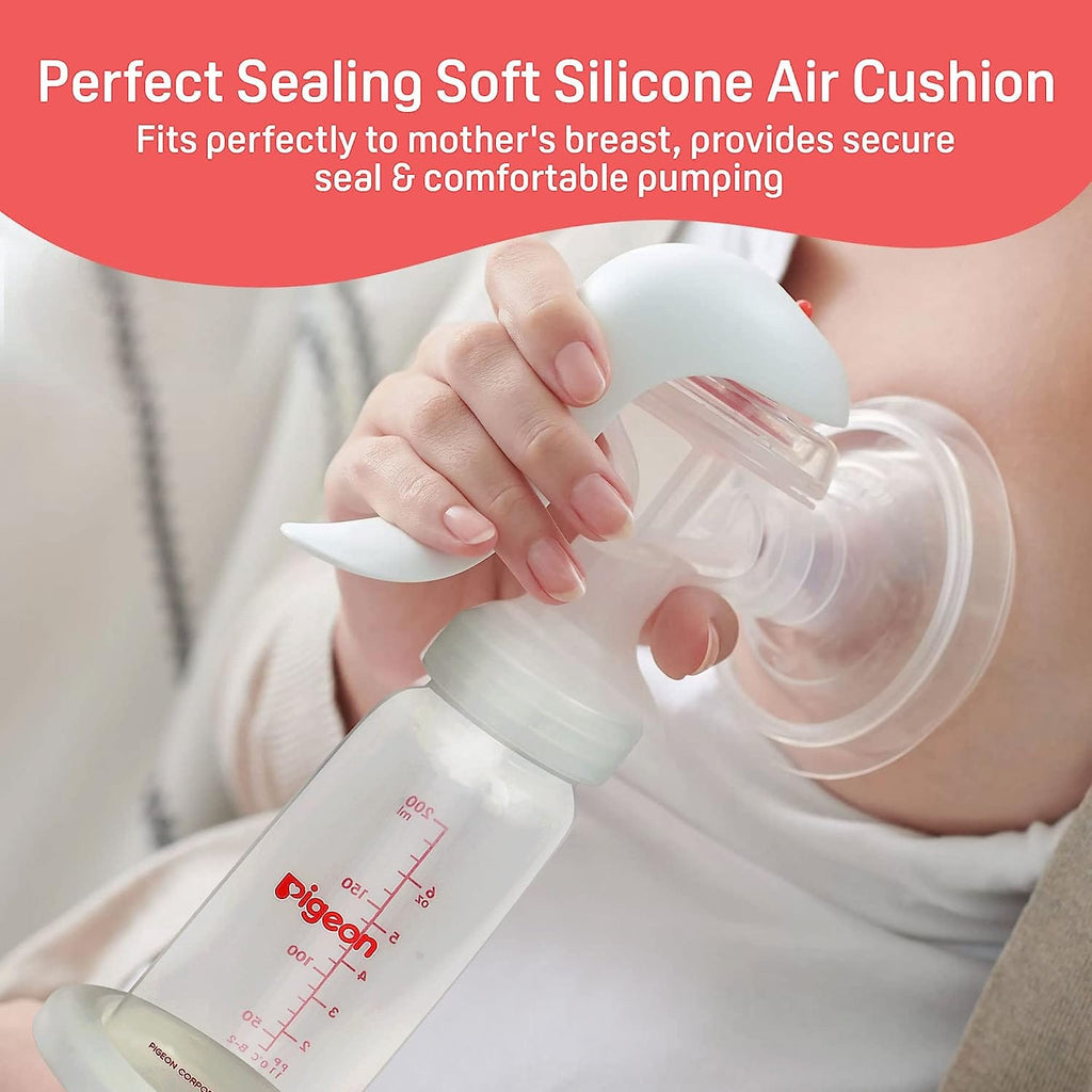 Pigeon Manual Breast Pump image 2