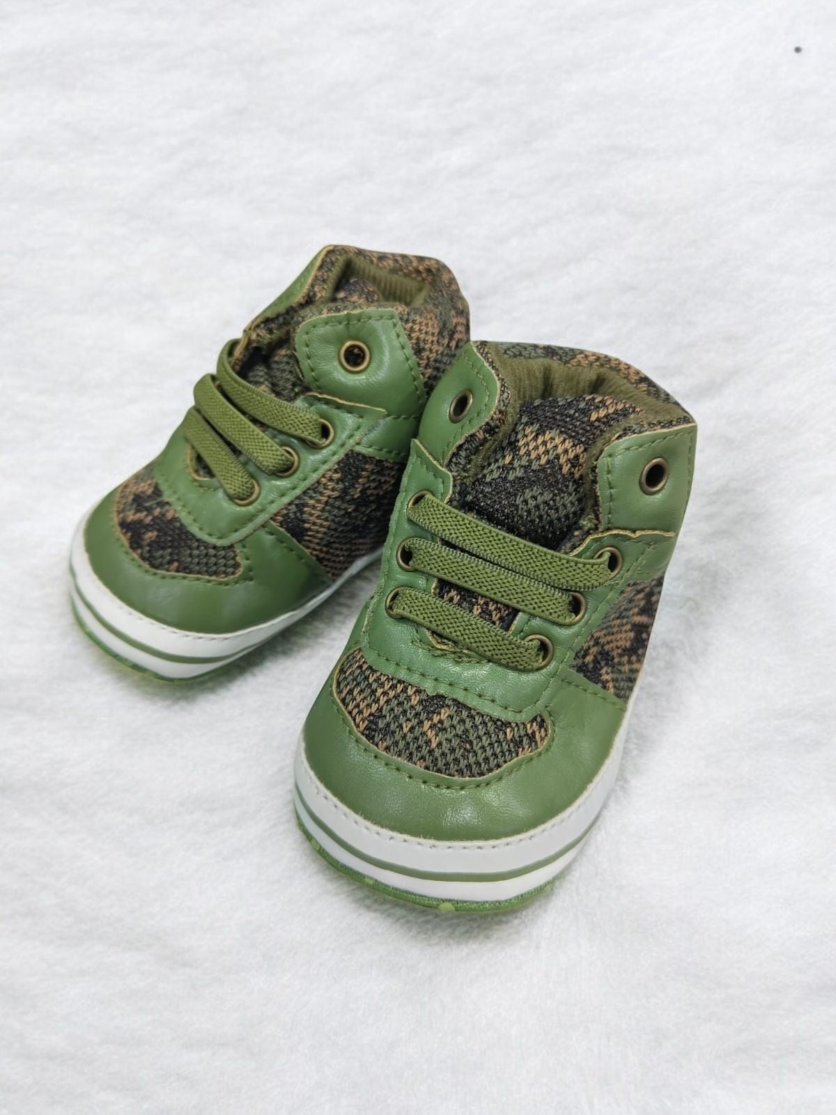 Baby Booties pre walker soft shoes Hiker for 0-18 Months image 1