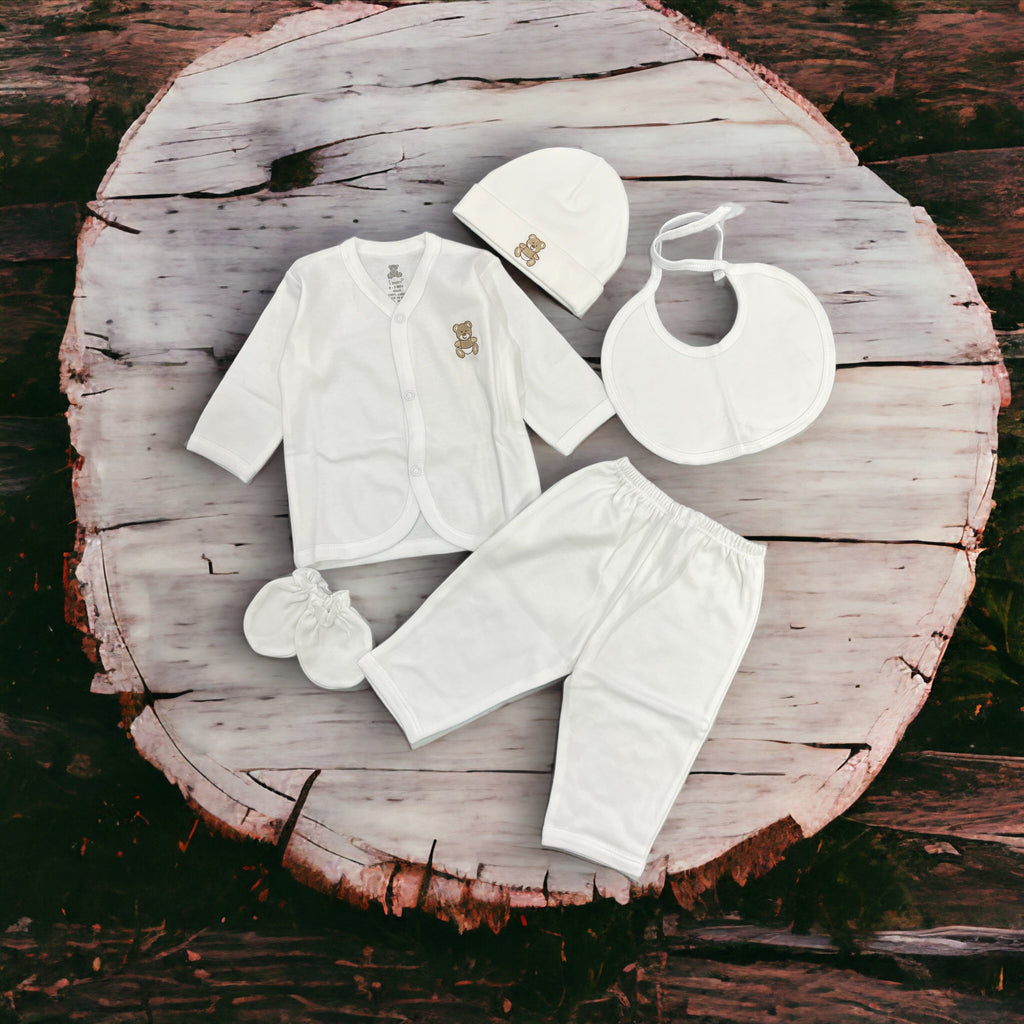 Organic White Newborn Clothing Set | Pure Cotton for Baby's Comfort image 1