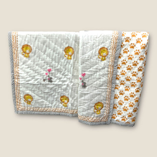 Kids organic Comforter Dohar 40x60 inch Lion image 0