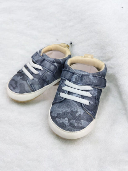 Baby Booties pre walker soft shoes Camo for 0-18 months image 1