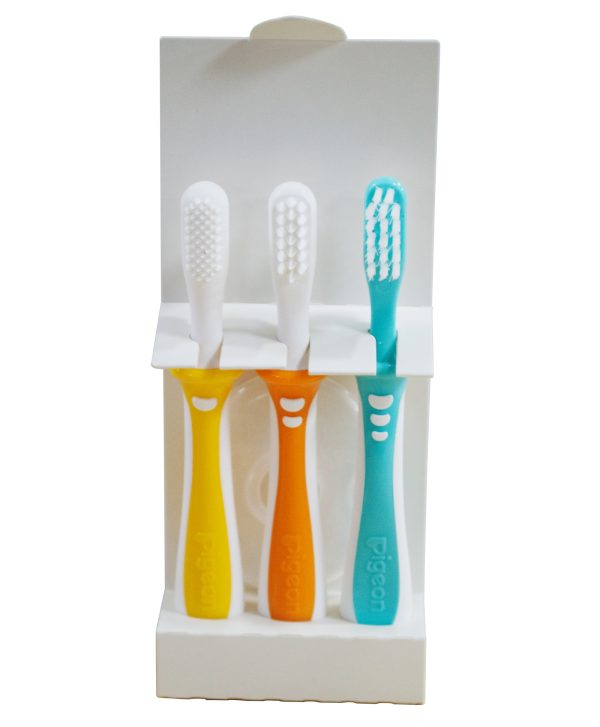 Training 3-Stage Toothbrush Set