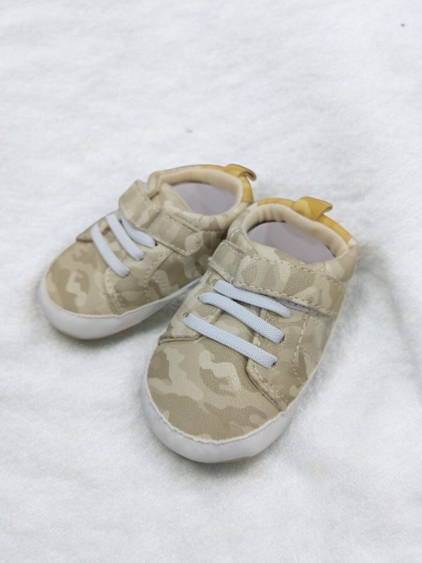 Baby Booties pre walker soft shoes Camo for 0-18 months - Image 3