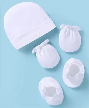 Newborn Cap Mitten Booty set combo