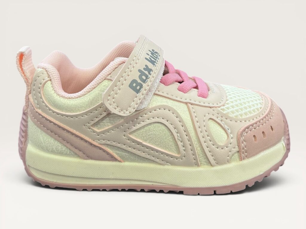 Pink Sports light weight 1-3 years